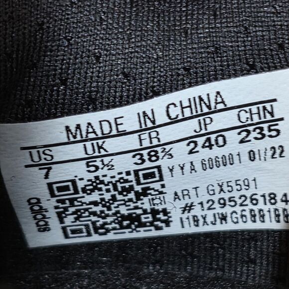 Adidas Ultraboost 22 Women's Size 8.5 White Black Running Shoes GX5591 NEW - Picture 6 of 7